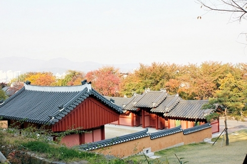 가을정취 볼거리 다양한 팔달산 둘레길