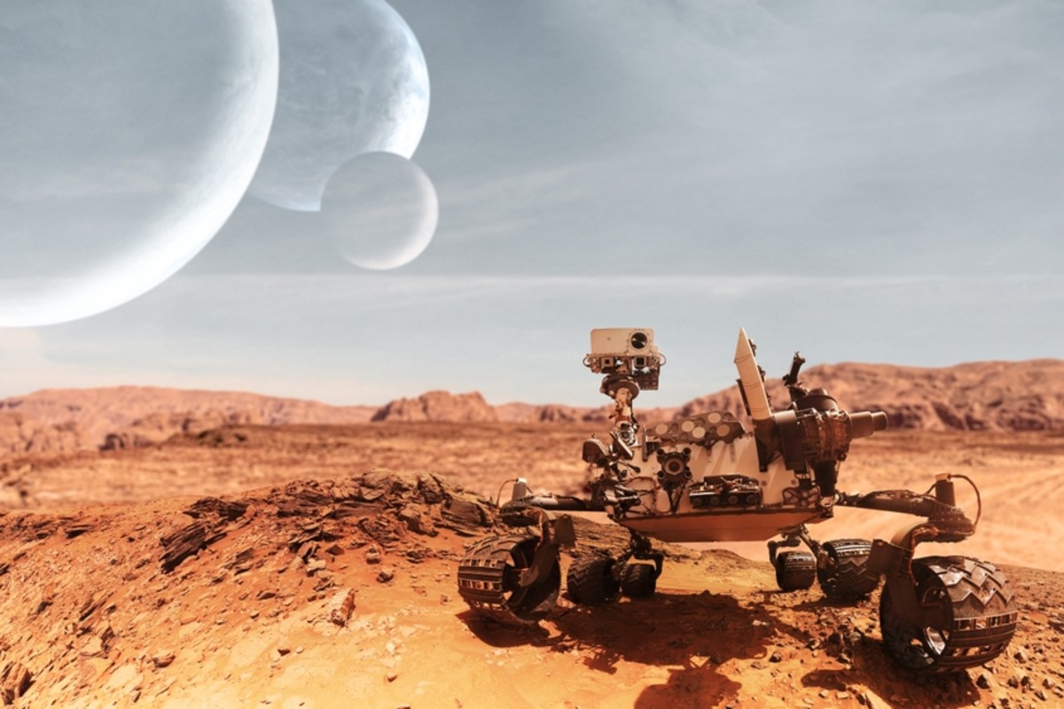 우주 탐사는 앞으로 마주할 새로운 대지에  탐사 계획을 벌이는 것이 좋다.