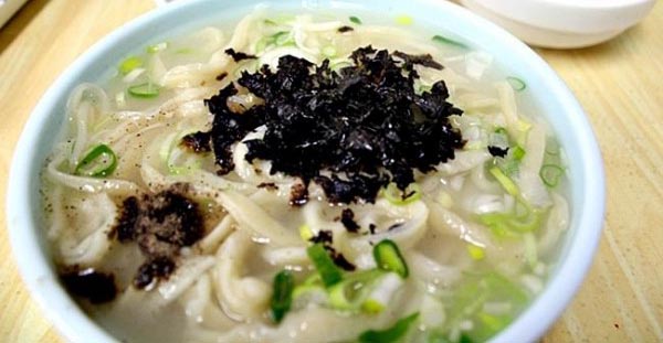 고향의 맛 60년 전통 ‘북수동 대왕칼국수’