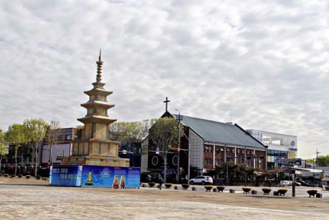 조선에 있어 한반도는 신들의 고향을 뜻한다