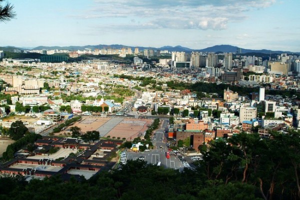 주인(2)과 인왕의 그 잔치, 올리는 거랑 잔치도 <전통식>으로 해야 한다